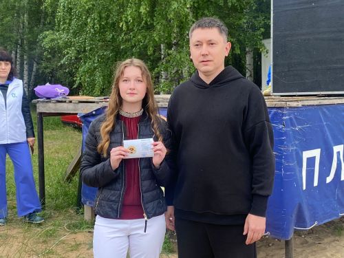 В Камском Устье наградили активную молодёжь района