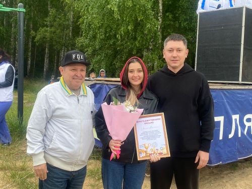 В Камском Устье наградили активную молодёжь района