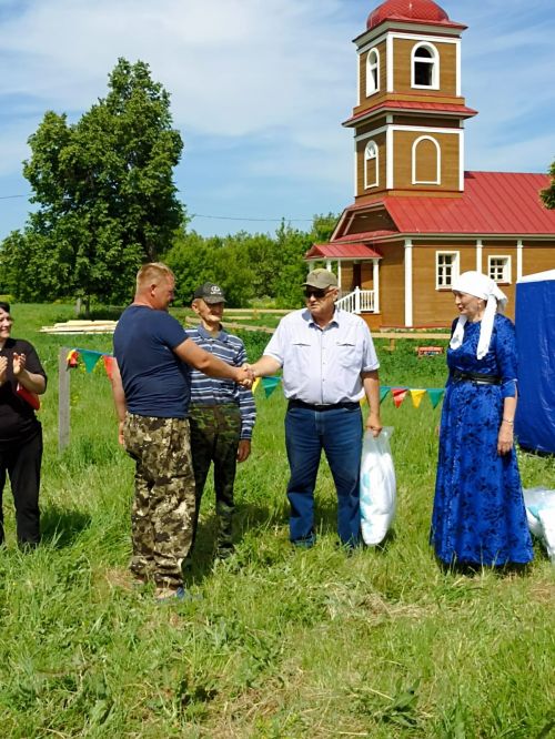 Архкляринцы собрались в родной деревне