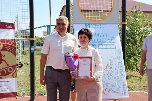 Ко Дню физкультурника камскоустьинцы получили награды