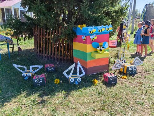 В Теньках отметили праздник «Медовый спас»