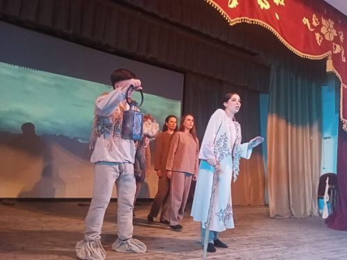 Юбилейный сезон театр открыл в Камском Устье