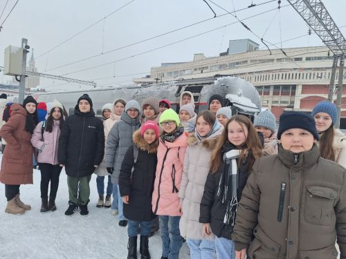Активисты Камско-Устьинского отделения «Движение первых» поехали в Москву