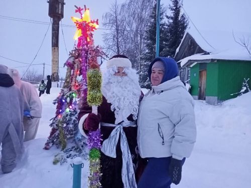 На улице Дружба на Южной околице дружно встретили Новый год