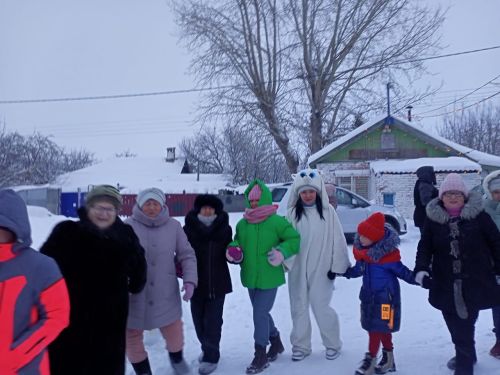 На улице Дружба на Южной околице дружно встретили Новый год