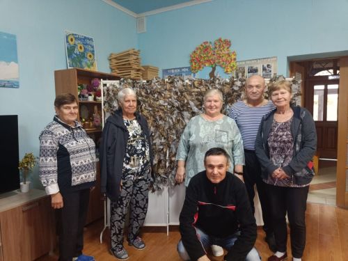 В Камском Устье провели мастер-класс по плетению маскировочных сетей