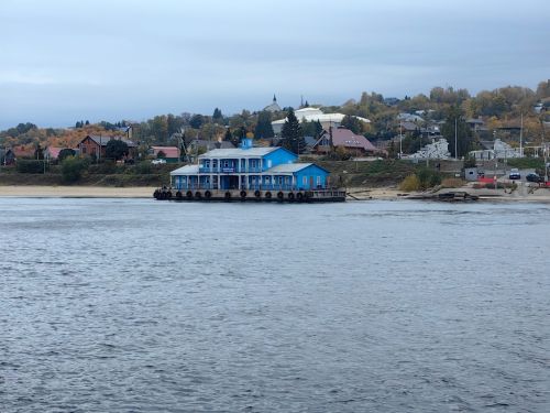 Переправа в Услоне временно закрыта