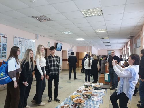 В Затонской школе прошел вечер выпускников