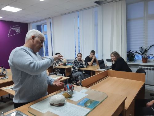 В Затонской школе прошел вечер выпускников