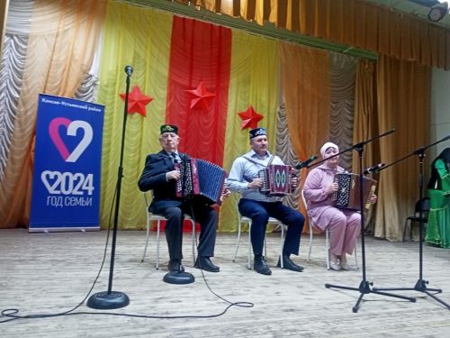 На гала-концерте блистали талантами ветераны