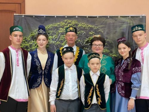 Татарстанских школьников приглашают к участию во Всероссийской акции «Семейные традиции»