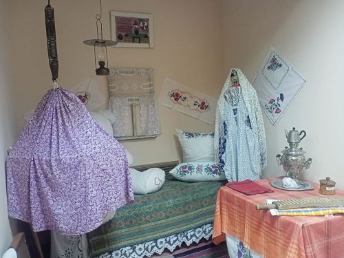 В Малых Кармалах искали сокровища