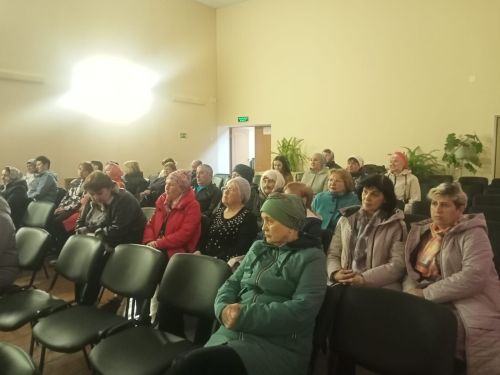 В Малых Кармалах искали сокровища