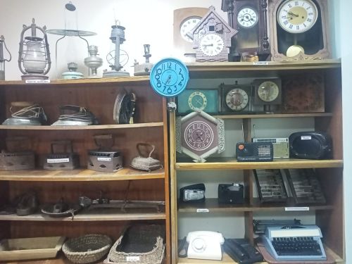 В Малых Кармалах искали сокровища