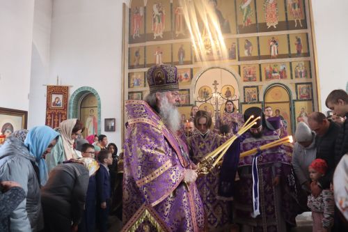 В Красновидовском храме прошла служба