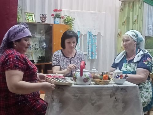В Малых Кармалах искали сокровища