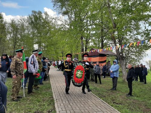 В Куйбышевском Затоне День Победы объединил многих жителей