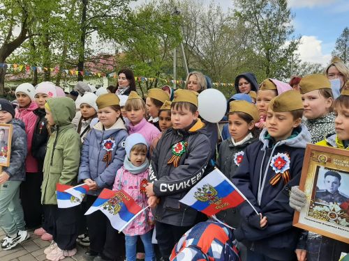 В Куйбышевском Затоне День Победы объединил многих жителей