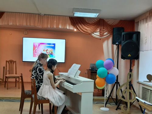Концерт инструментальной ансамблевой музыки прошел в музыкальной школе