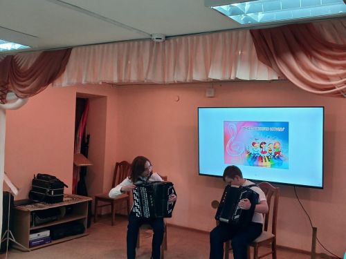 Концерт инструментальной ансамблевой музыки прошел в музыкальной школе