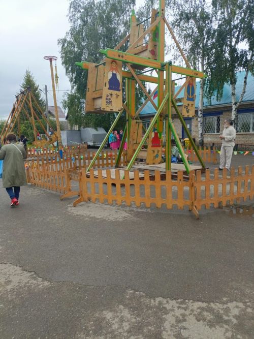 В селе Никольском развернулся Каравон