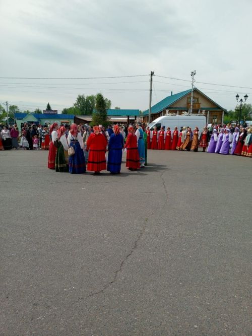 В селе Никольском развернулся Каравон