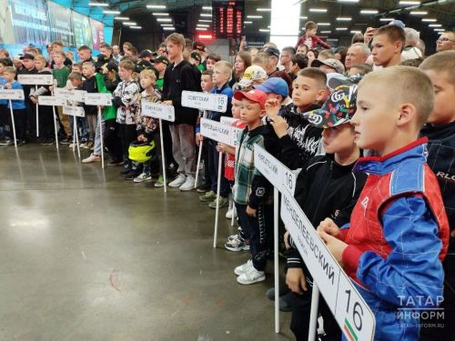 В Казани открыли соревнования по детскому картингу