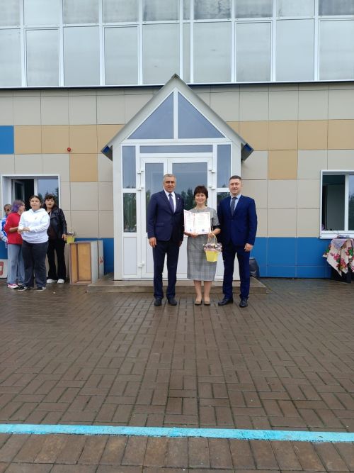 Сегодня поздравляем любителей спорта и здорового образа жизни