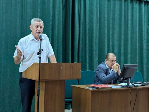 В Камско-Устьинском районе стартовали сходы граждан и встречи с трудовыми коллективами