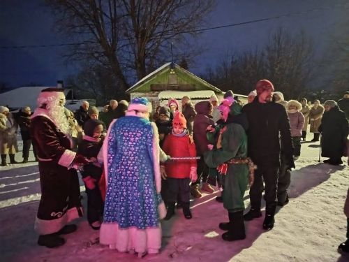 На Южной околице ярко и задорно встретили Новый год