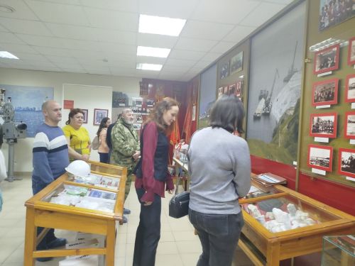 Мама, деловая женщина и творческий человек