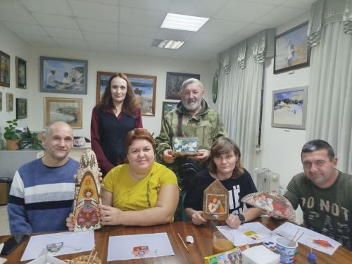 Мама, деловая женщина и творческий человек
