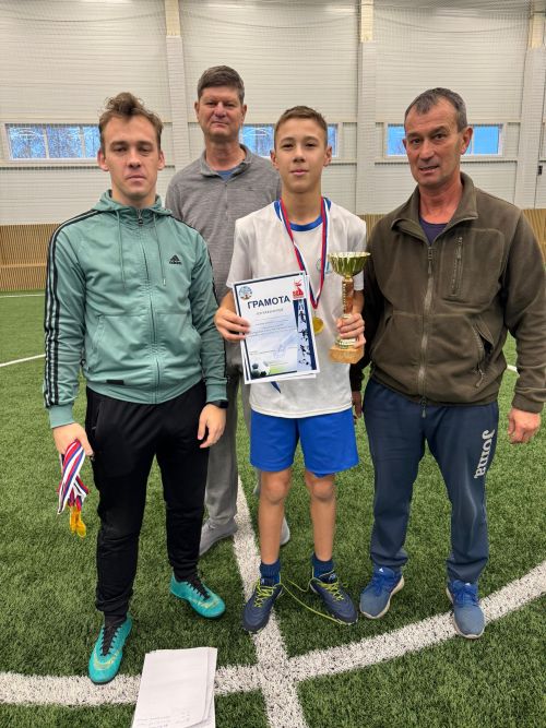 Открытый турнир по мини-футболу прошел в Камском Устье