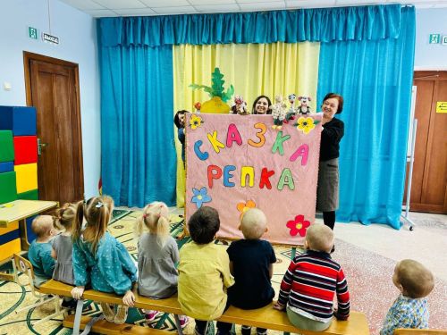 В сельских клубах Камского Устья работают творческие люди