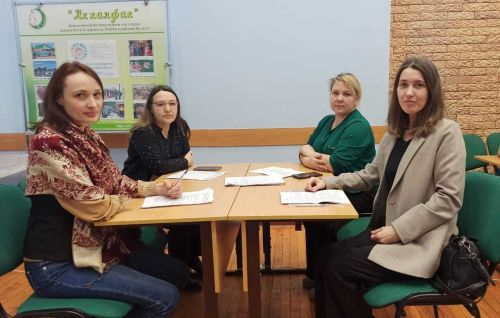 Глава Камско-Устьинского района поздравляет с Днем работника культуры