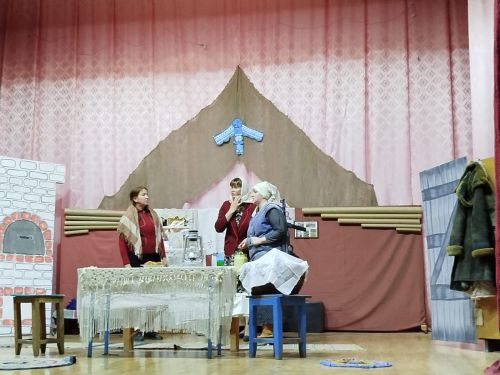 Теньки: о войне со слезами на глазах