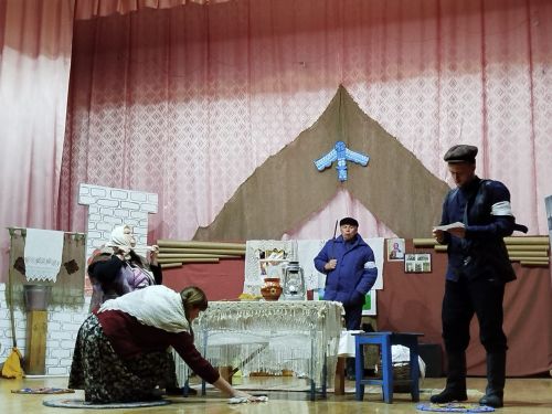 Теньки: о войне со слезами на глазах