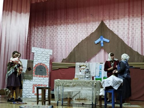 Теньки: о войне со слезами на глазах