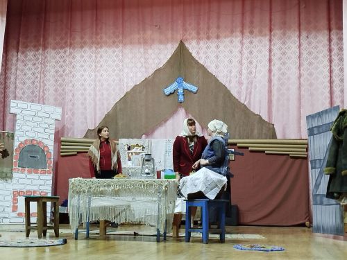 Теньки: о войне со слезами на глазах