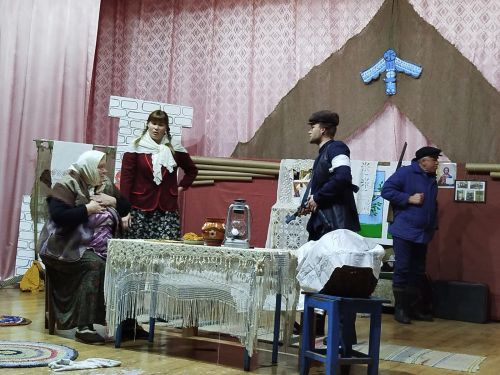 Теньки: о войне со слезами на глазах