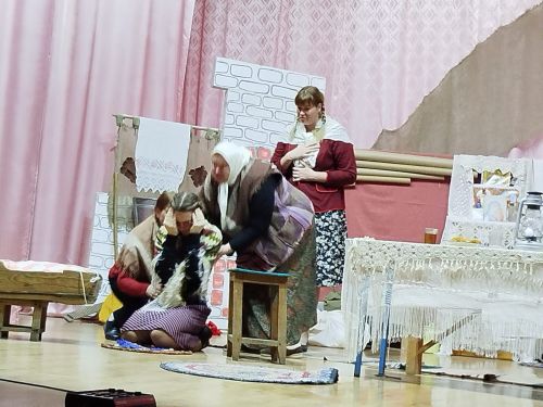 Теньки: о войне со слезами на глазах