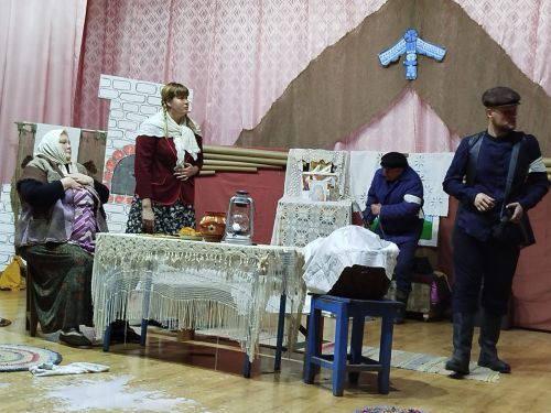 Теньки: о войне со слезами на глазах