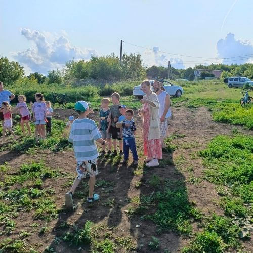 Жители Антоновки: Мы за спорт. За село. За семью.