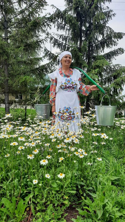 По следам праздника: Камскоустьинцы поддержали акцию «Надень народное на День России»