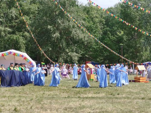Сабантуй в Камском Устье прошел ярко и весело