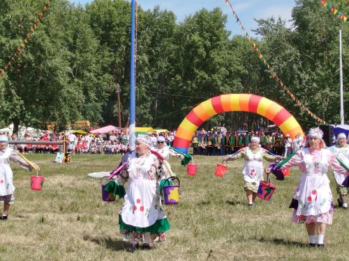 Сабантуй в Камском Устье прошел ярко и весело
