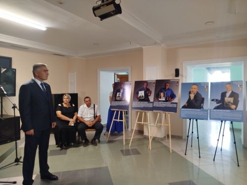 В Камском Устье - фотовыставка героев нашего времени