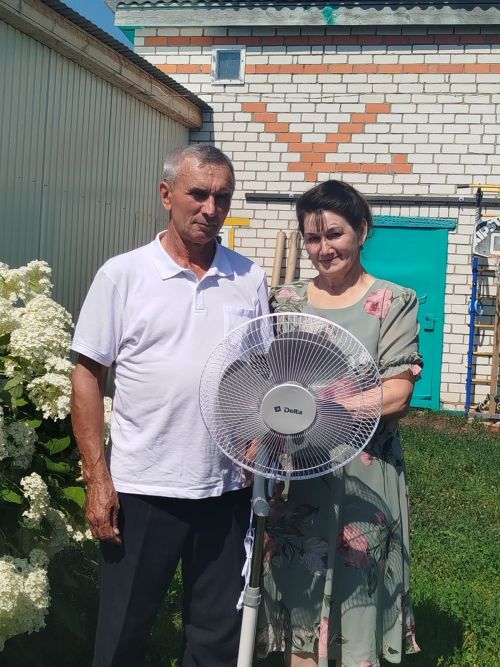 Успевают и урожай выращивать, и внуков воспитывать, и газеты читать