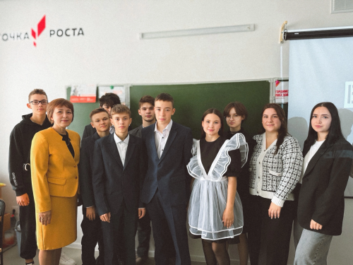 Ко Дню солидарности в борьбе с терроризмом в татарской школе прошел час памяти