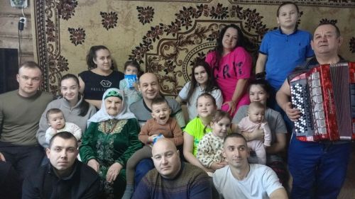 Миннизиган Миннигалиева: 7 детей, 17 внуков, 25 правнуков и одна правнучка